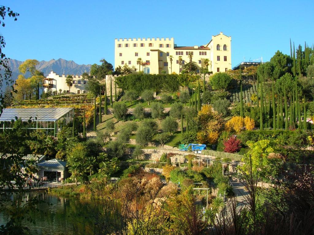 Krebishof Agriturismo Schenna Ngoại thất bức ảnh